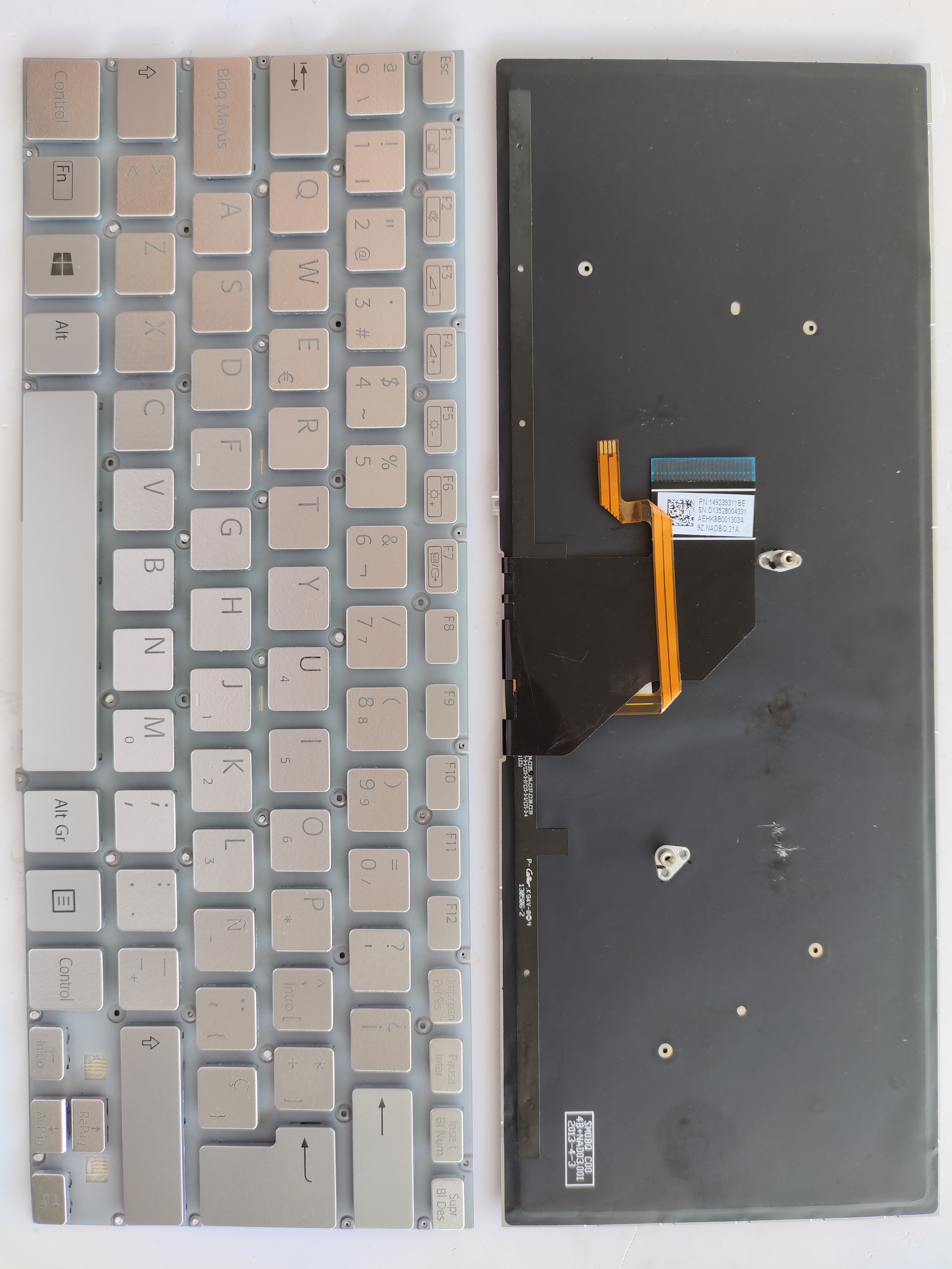 Picture of New Replacement Laptop Keyboard For SONY SVF14/SVF14E curved cable SILVER Backlit Sp Layout